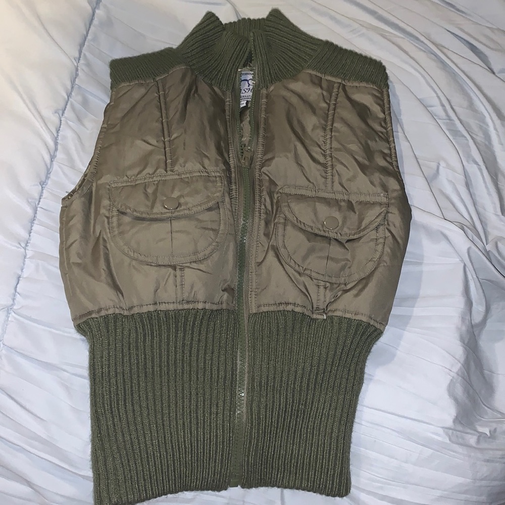 Sleeveless Coat